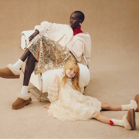 UGG Tazzelle Suede Platform Slipper - Picture 3 of 10